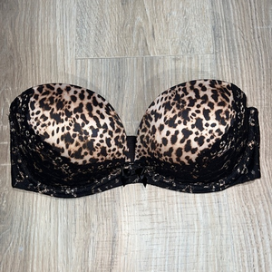 Victoria’s Secret bra Cheetah print lacy black‎ strapless bra